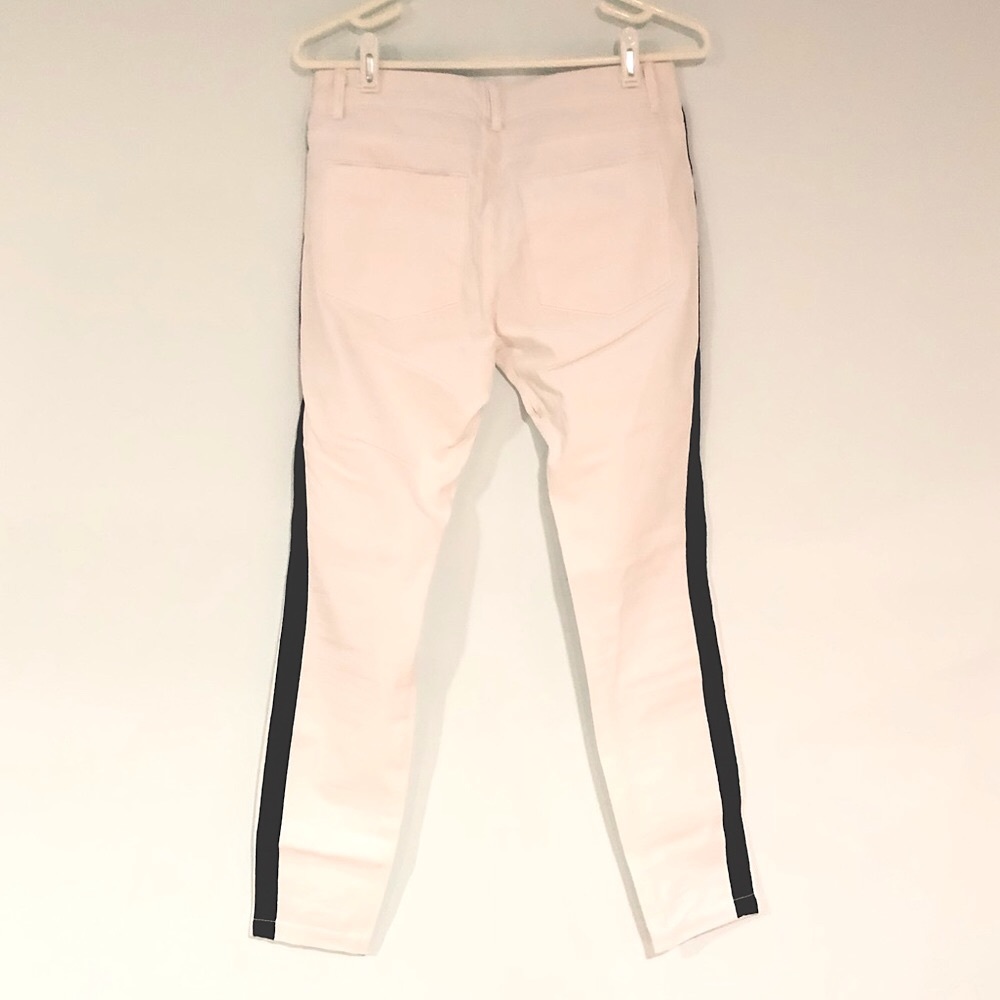 BB Dakota mid-rise white skinny w/ black stripe - Picture 3 of 12